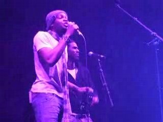 Dan Kamit 15 Mai 2008 Souriez