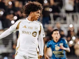 MLS: Asistencia de David Martínez con LAFC ante Chicago Fire
