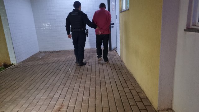 Rapaz é detido pela Guarda Municipal por furto de fios no Bairro São Cristóvão