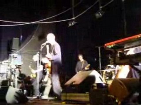 Têtes Raides au Cargo Je voudrais pas crever