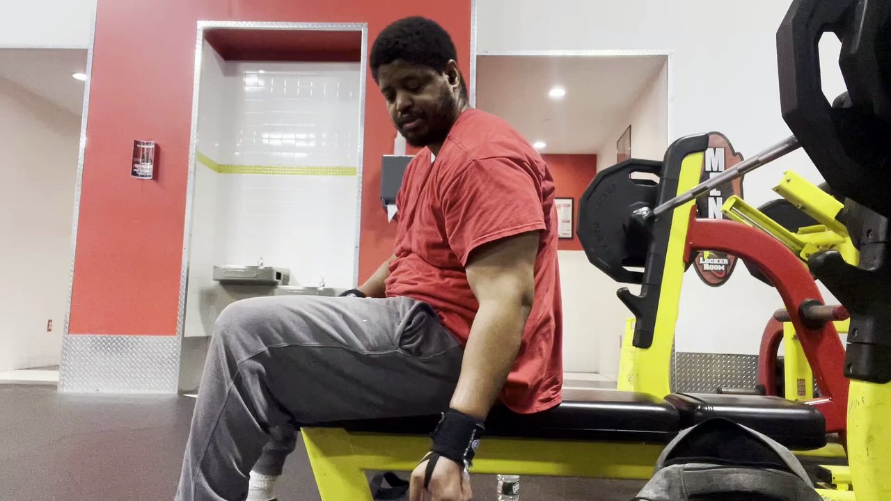 2 of 3 Flat Bench Press of 205lbs