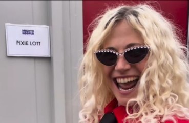 Pixie Lott reveals due date of second child
