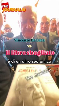 “Provocazione”: De Luca e il libro di Elly Schlein, scena virale