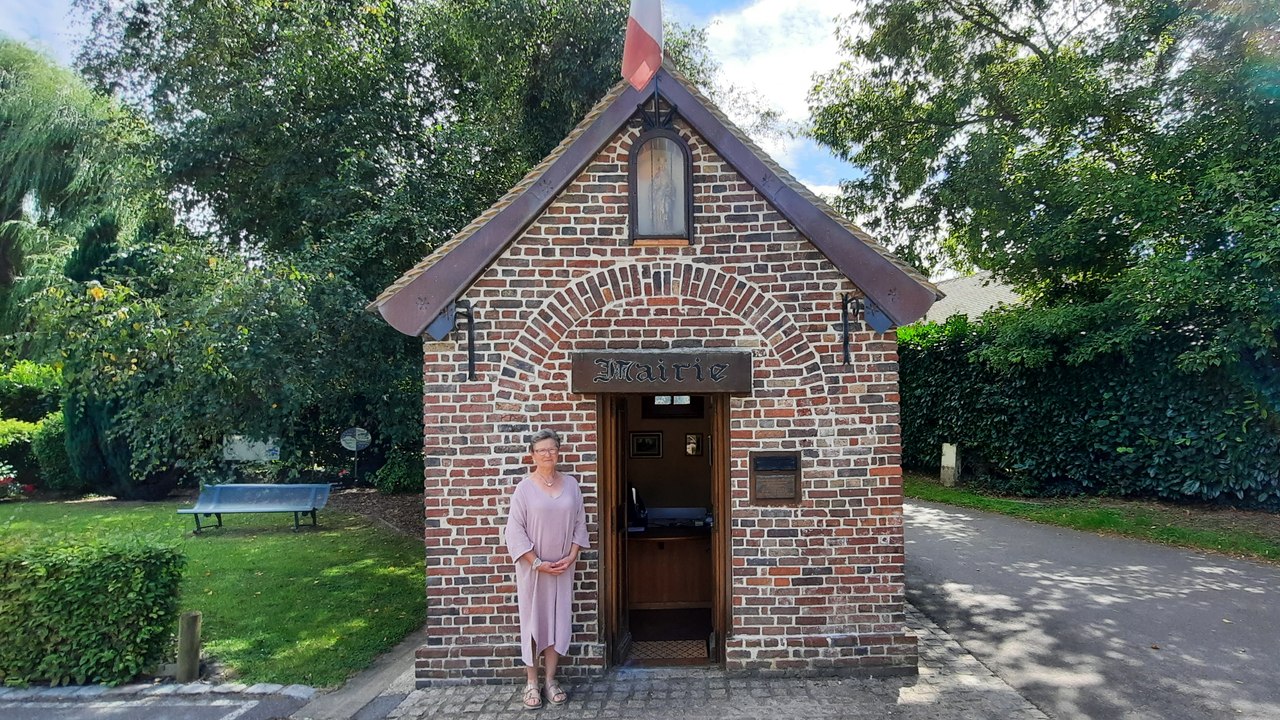 SÉRIE - L'Eure secrète, l'Eure insolite - La plus petite mairie de France à Saint-Germain-de-Pasquier