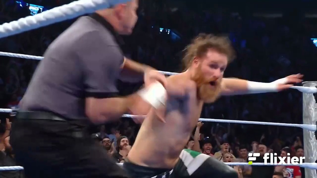 Victoire de Sami Zayn à Montréal!   انتصار سامي زين في مونتريال!