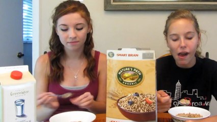 Mommy, My Sister Is Gonna Eat Me! (Unaware Giantess Vore) [FR]