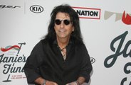 Alice Cooper wants to be on The Simpsons