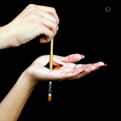 Optical illusion hand painting! 😯