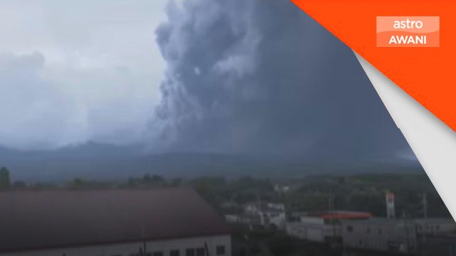 Gunung berapi di Jepun meletus, kepulan abu menjulang tinggi