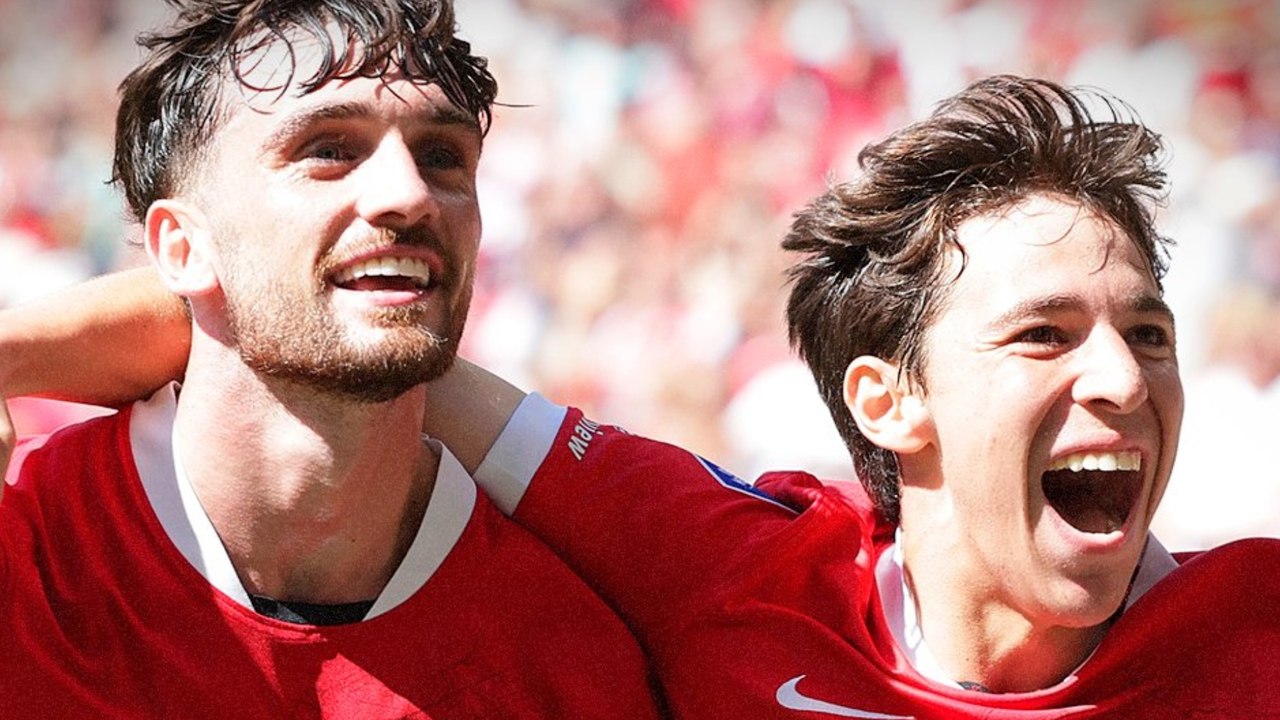 Mateo Chávez protagoniza debut soñado en la en la Eredivisie; asistencia para la victoria del AZ Alkmaar