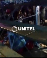 ​Video: Una gradería colapsó en el recorrido de la fiesta de Urkupiña