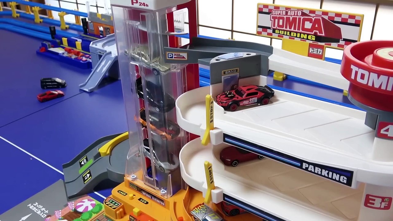 Plarail Shinkansen & Tomica Building☆Chuggington trains run together! - takahashi taiyou