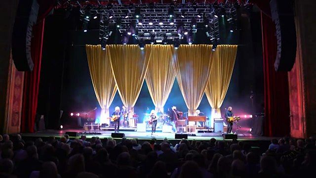 SHERYL CROW — Be Myself // “Sheryl Crow Live At Capitol Theatre”: 2017 “Be Myself Tour”