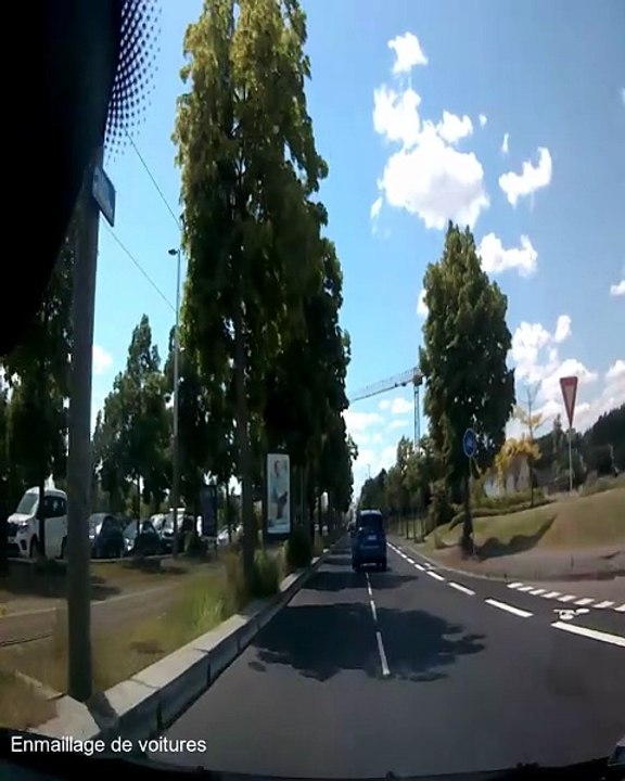Dashcam Insolite_Les Scènes les Plus Bizarres_1753534998
