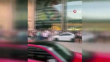 Bursa’daki AVM’lerde deprem paniği