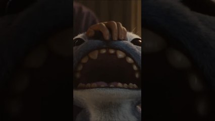 Stitch se transforme en lecteur de disque 💿🎶