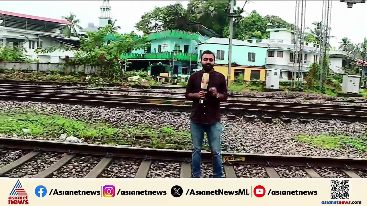 ട്രെയിന്‍ യാത്രക്കാരെ ആക്രമിച്ച് ഫോണ്‍ തട്ടിയെടുക്കുന്ന സംഘം പിടിയില്‍