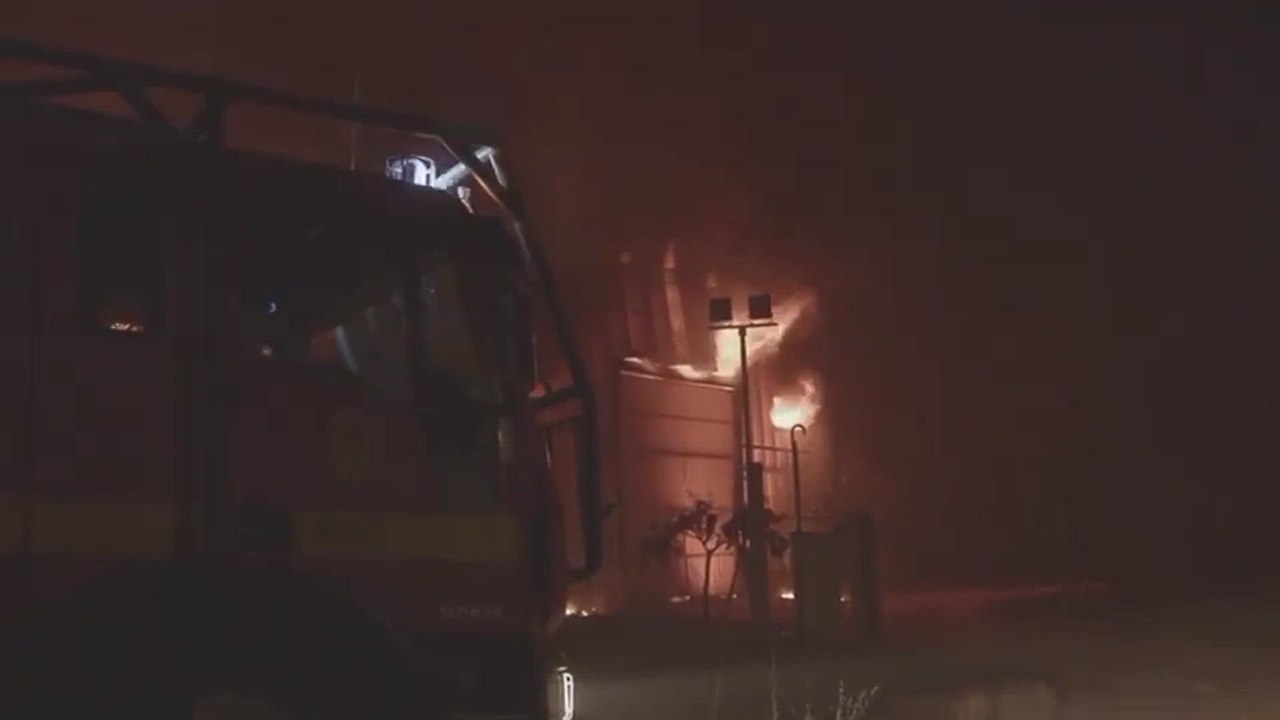 ESPELUZNANTES IMÁGENES | Los BOMBEROS con mucho trabajo por los INCENDIOS en CASTILLA y LEÓN