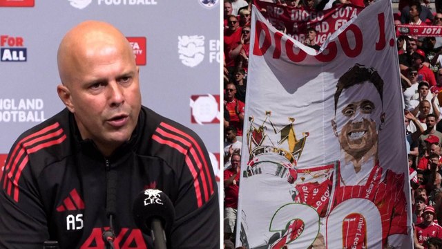 Arne Slot rompe una lanza a favor de los aficionados del Crystal Palace: No veo mala intención