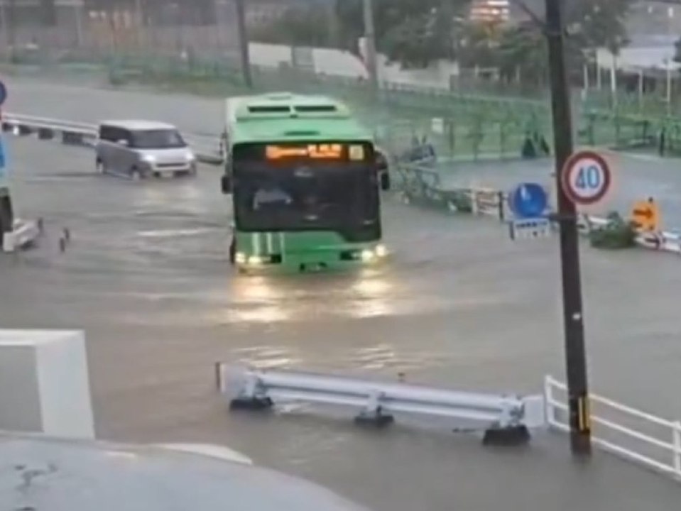 Heftige Regenmassen in Japan: Millionen Menschen werden evakuiert