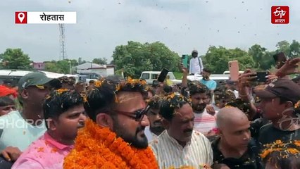 इंग्लैंड फतह कर रोहतास लौटे आकाशदीप, वेदमंत्रों से गांव में हुआ हीरो जैसा स्वागत