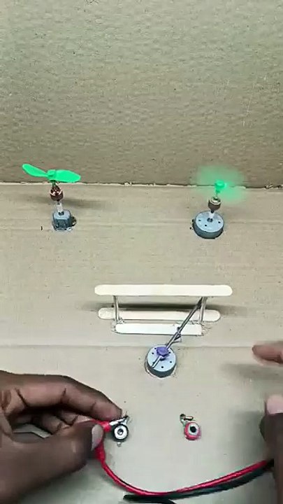 _DC_Motor_Power_Test__Which_Fan_Spins_Faster__(360p)
