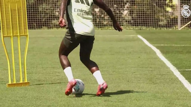 Entrenamiento del Real Madrid antes del amistoso contra el Tirol