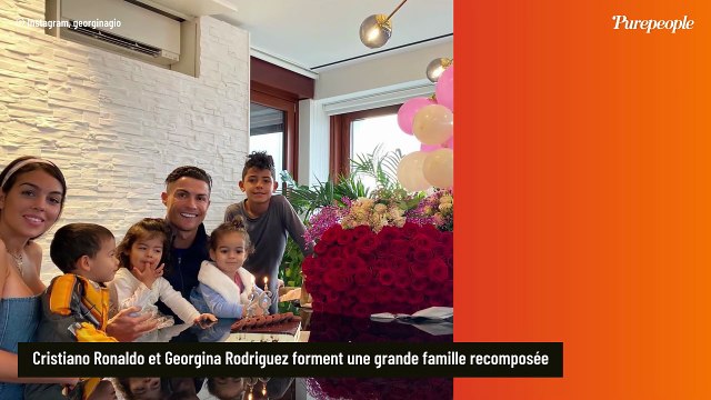 Cristiano Ronaldo et Georgina Rodriguez vont enfin se marier ! Photo de la bague de fiançailles, un très gros diamant