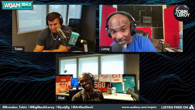 Miami Dolphins Coach Mike McDaniel Needs To Fight Man Campbell Even If He Gets His Butt Kicked