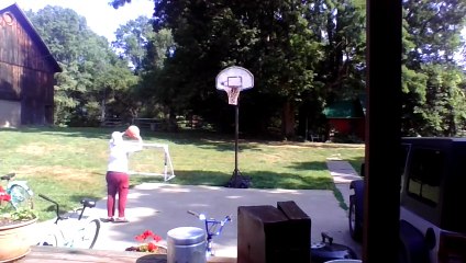 hooping August 9 Angelina!!!