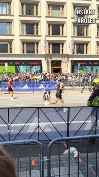 This man stops mid-marathon to help a runner finish the race