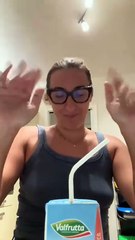 E’ ANDATA A COMPRARSI GLI OCCHIALI DEI SUOI, MA QUELLO CHE LE E’ SUCCESSO DOPO E’ VERAMENTE ASSURDO!