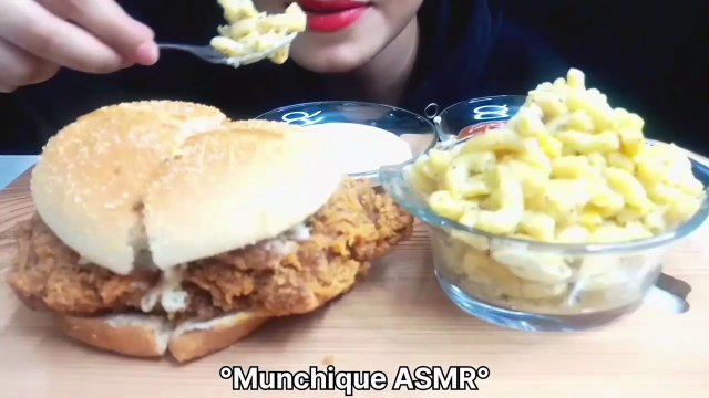 Eating Crunchy Chicken Burger Mac N Cheese | ASMR Eating - Mukbang