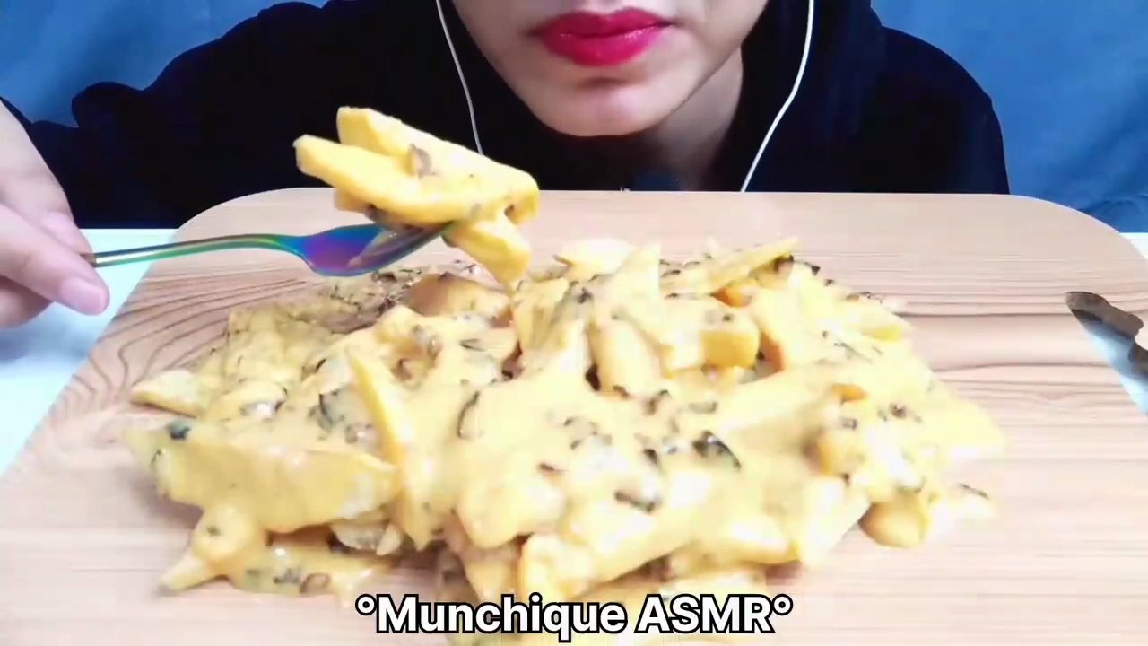 Eating Cheesy Animal Style Fries | ASMR Eating Mukbang