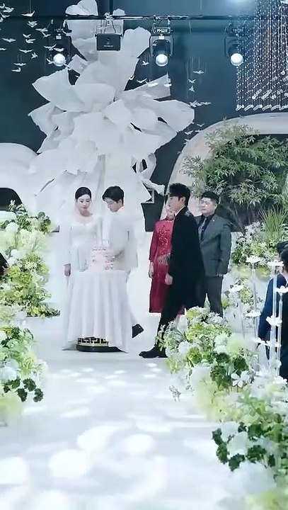 The hidden heir’s revenge- From doormat to dominance