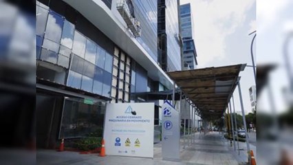 Falta de protección a peatones en obras en construcción