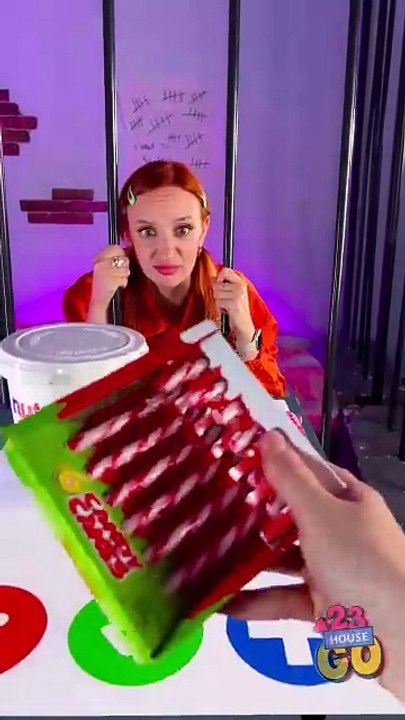 Extreme Prison Showdown! 🔥