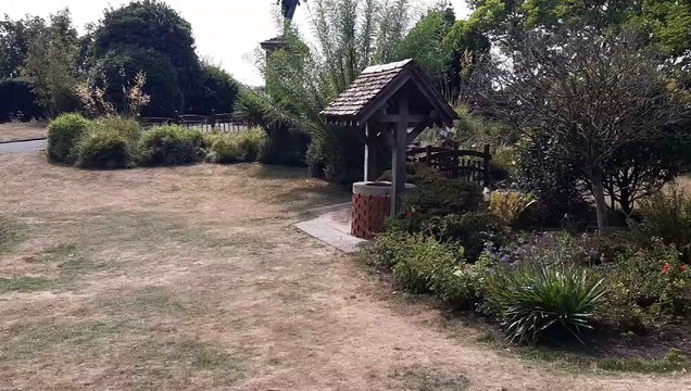Castle Gardens, Bridgnorth in the sun
