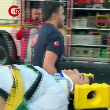 Bolu'da feci kaza... Yolcu otobüsü kamyona çarptı: Ölü ve yaralılar var!