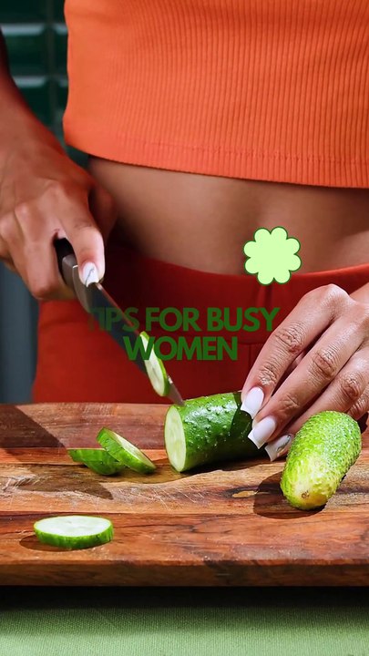 Green and Beige Bold Meal Prep Healthy Food Nutrition Tips TikTok Video