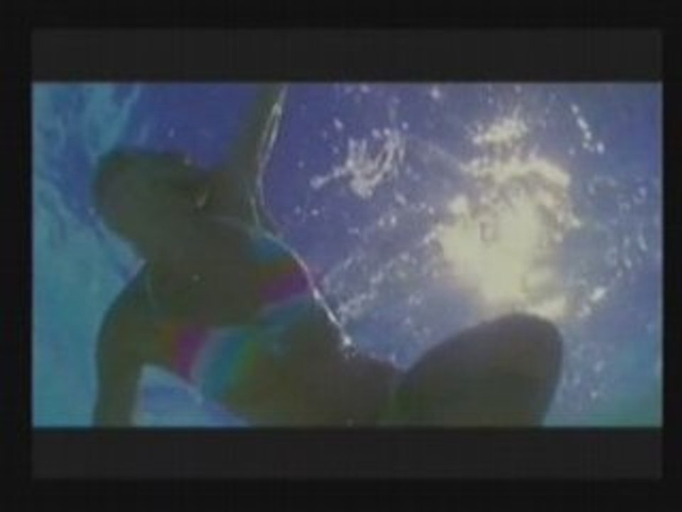 Surfing girls II