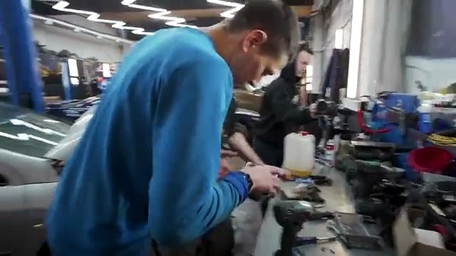 King of the Beasts, Renault and Christmas tree... we are repairing _ Царя зверей, п…Рено и Елку… ремонтируем 🤣