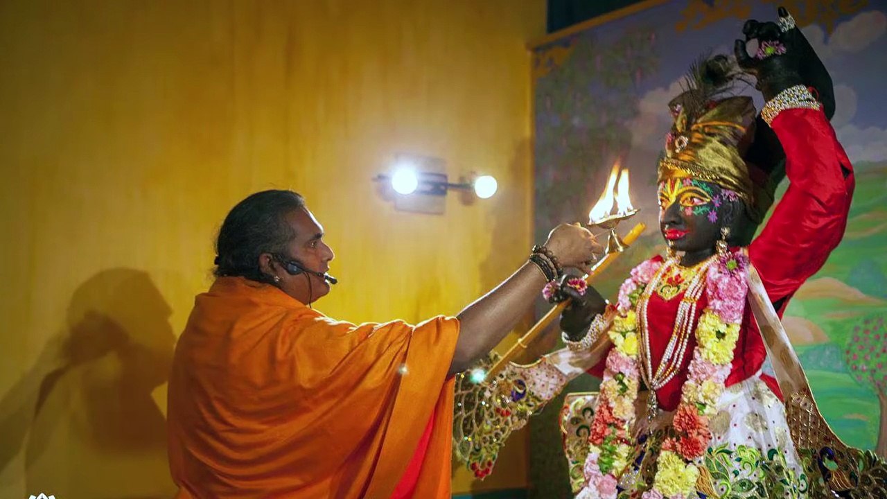 Bhakti Marga – Wie Ein Hindutempel Auf Einer Kleinen Insel Leben Verändern Kann