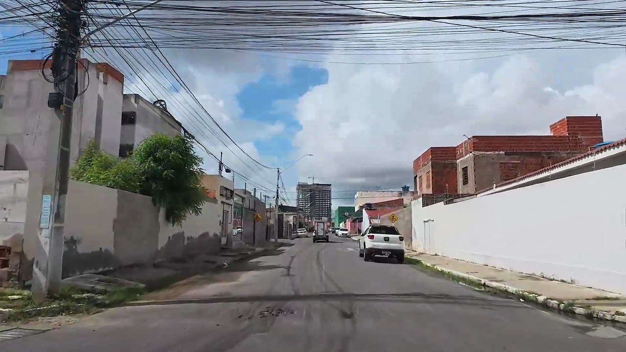 Street of Brasil today 4 20250812