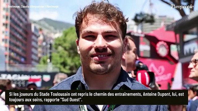 Antoine Dupont piaffe d'impatience : l'amoureux d'Iris Mittenaere profite de l'été mais se prépare pour la rentrée