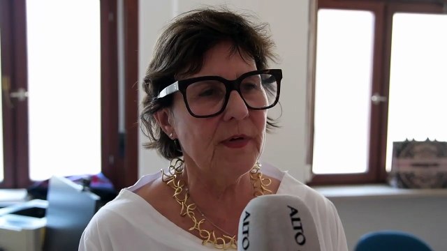 La primaria di Malattie infettive: Il paziente ha sviluppato gli anticorpi ma oggi non ha la Dengue, non ? contagioso. La disinfestazione non serve