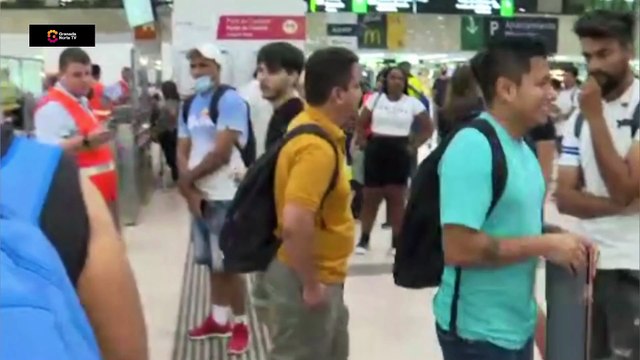 Gobierno en Crisis: Incendios Descontrolados y Caos en los Trenes