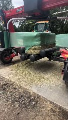 Mesin pembungkus Jerami yang Viral