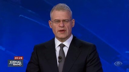 Toureiro espanhol leva duas chifradas durante apresentação na Espanha