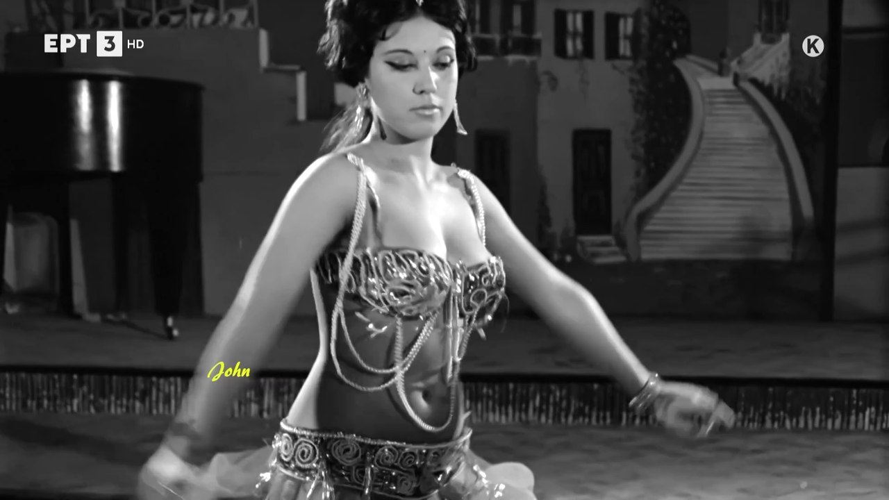 Το μπουζούκι μου έχει κέφια - Βαγγέλης Περπινιάδης (Cine Video)